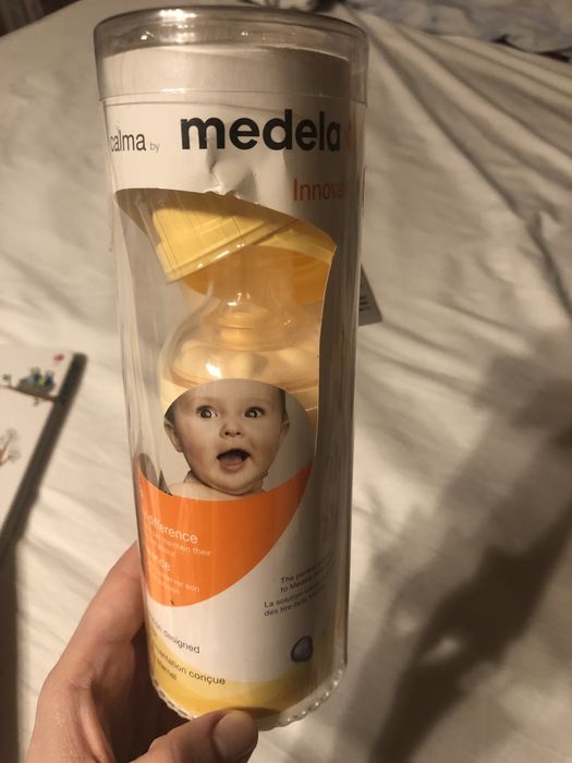 Medela calma (biberon si tetina)