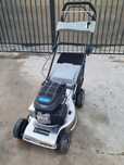 Masina de tuns iarba gazon Honda INOX