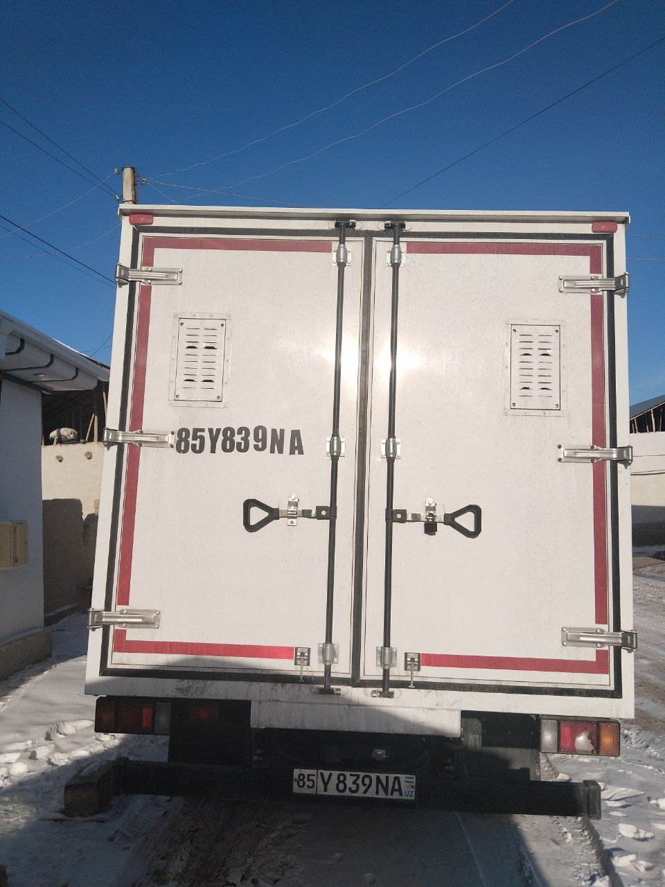 Isuzu SNJ zavadiskoy 2024 probek 50 ming yurgan xolati zoʻr