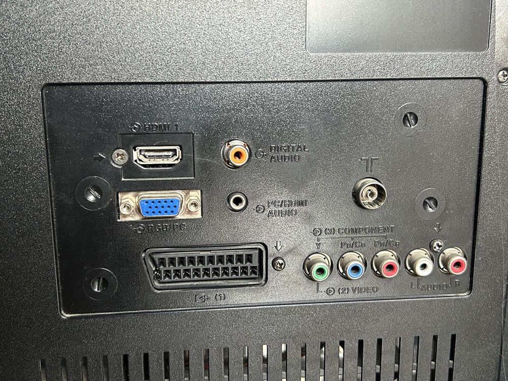 LCD Toshiba  42HL833G 107 cm