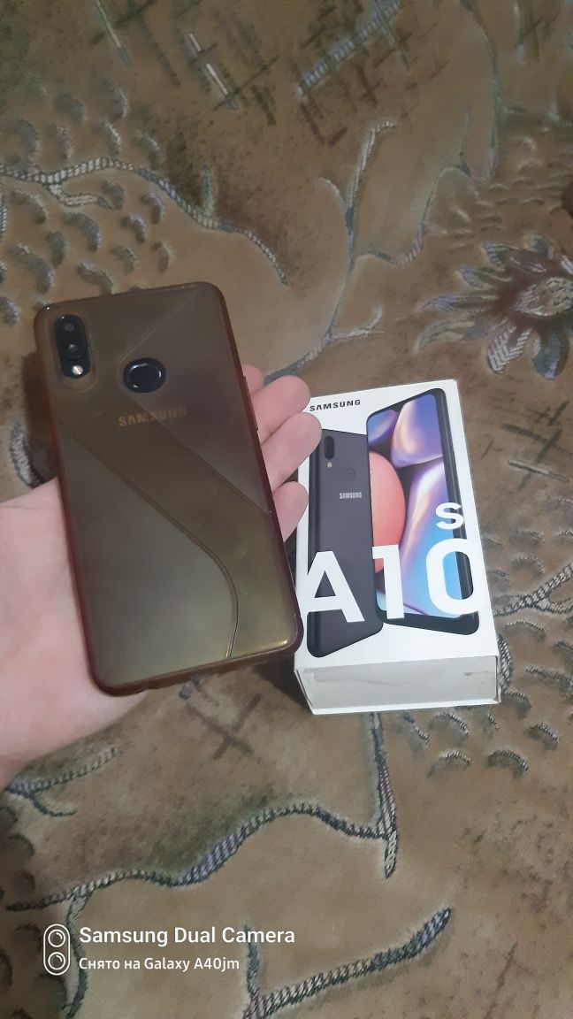 Продам телефон Samsung A10S