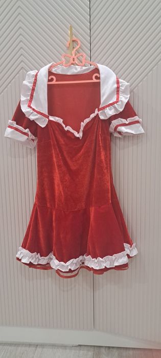 Костюм снегурочки 14+ 4000 тг р 44-46