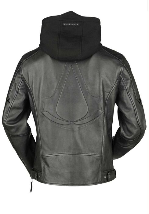 Продавам кожено яке "Legacy" Leather Jacket black by Assassin's Creed