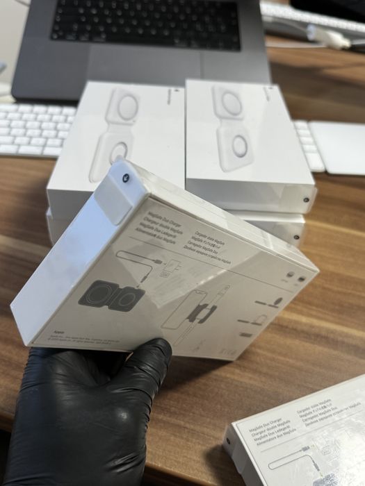 Apple MagSafe Duo Charger / Noi - Sigilate |