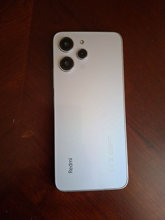 Продам или обменяю Redmi 12