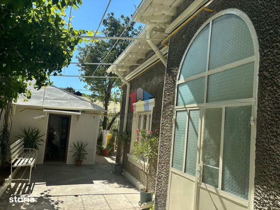 Casa 5 camere caramida Teren - 250 mp Scolilor- Pta Mare