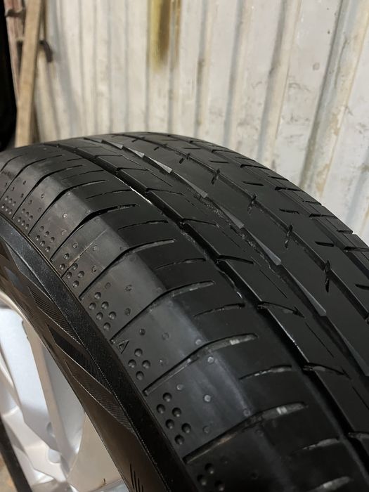 Продается запаска от камри 70 с датчик шинами