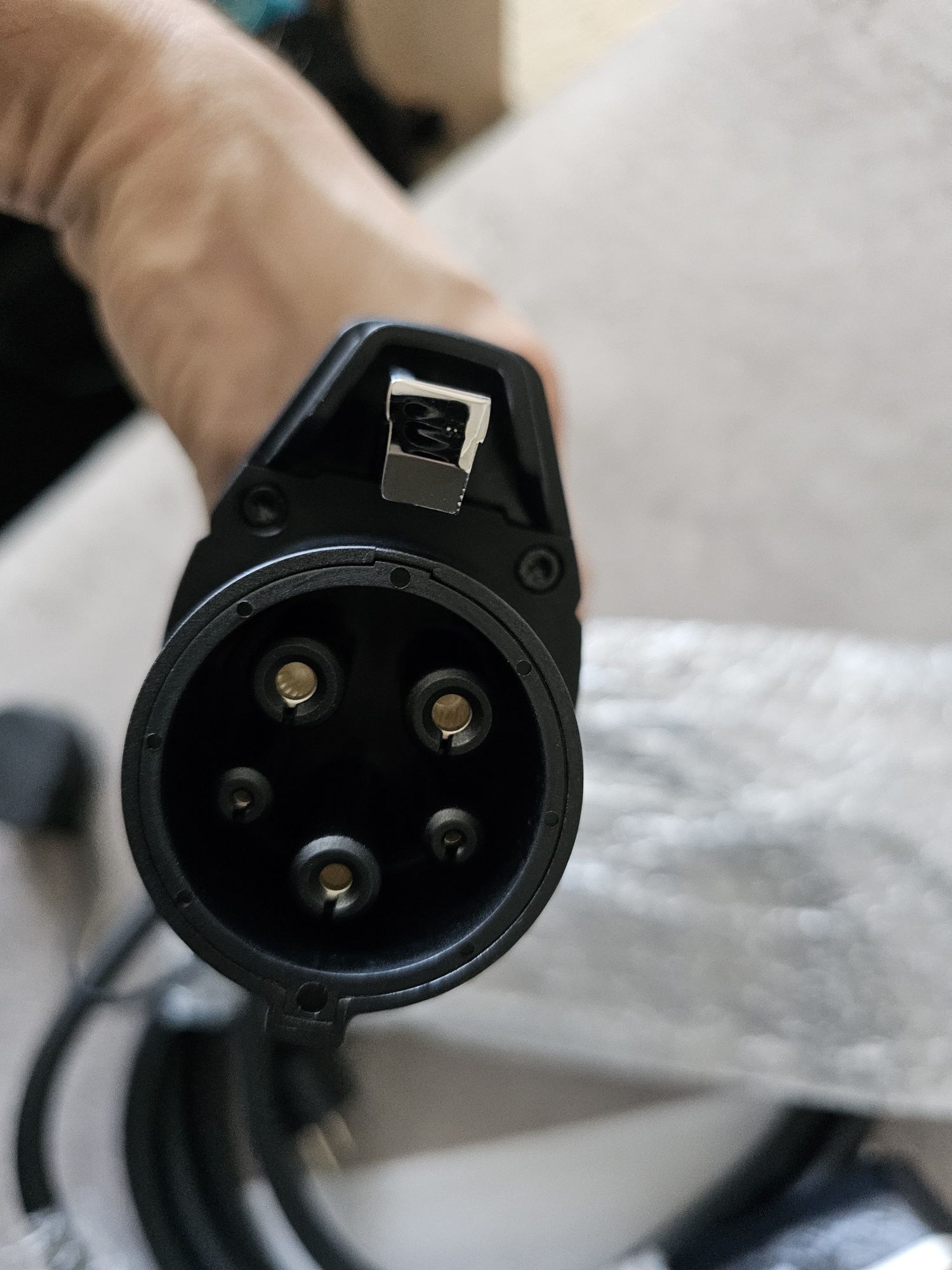 Type 1 - Зарядна станция Тип 1 шуко 16A за електромобил, plugin хибрид