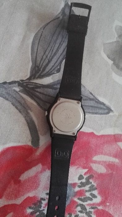 Часовници мъжки, дамски 4бр.