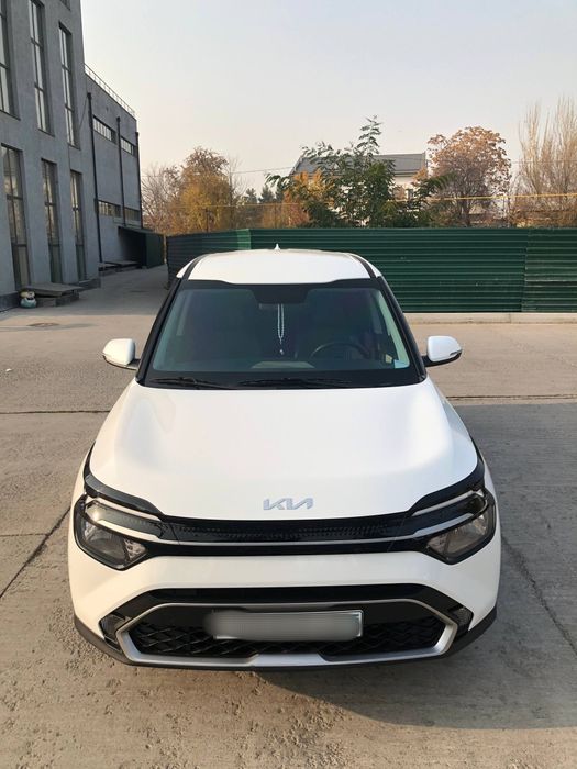 Kia Carens 1 позиция 2024 года