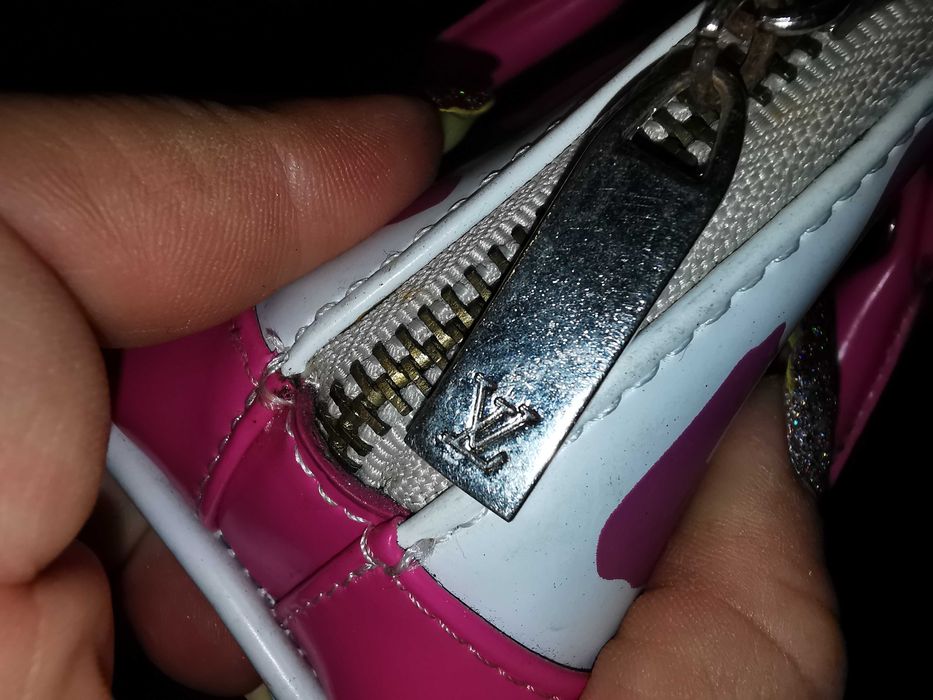 Geanta Louise Vuitton