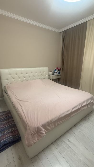 Продам кровать с матрасом - почти ДАРОМ