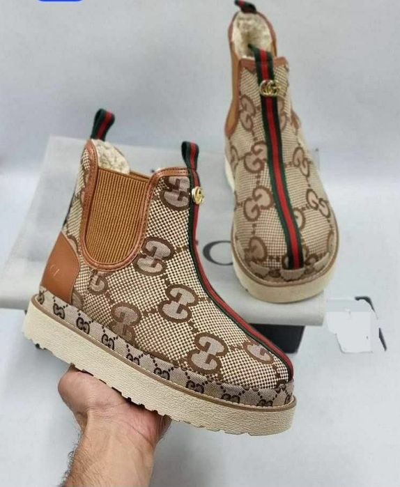 Ugg-uri pentru damă