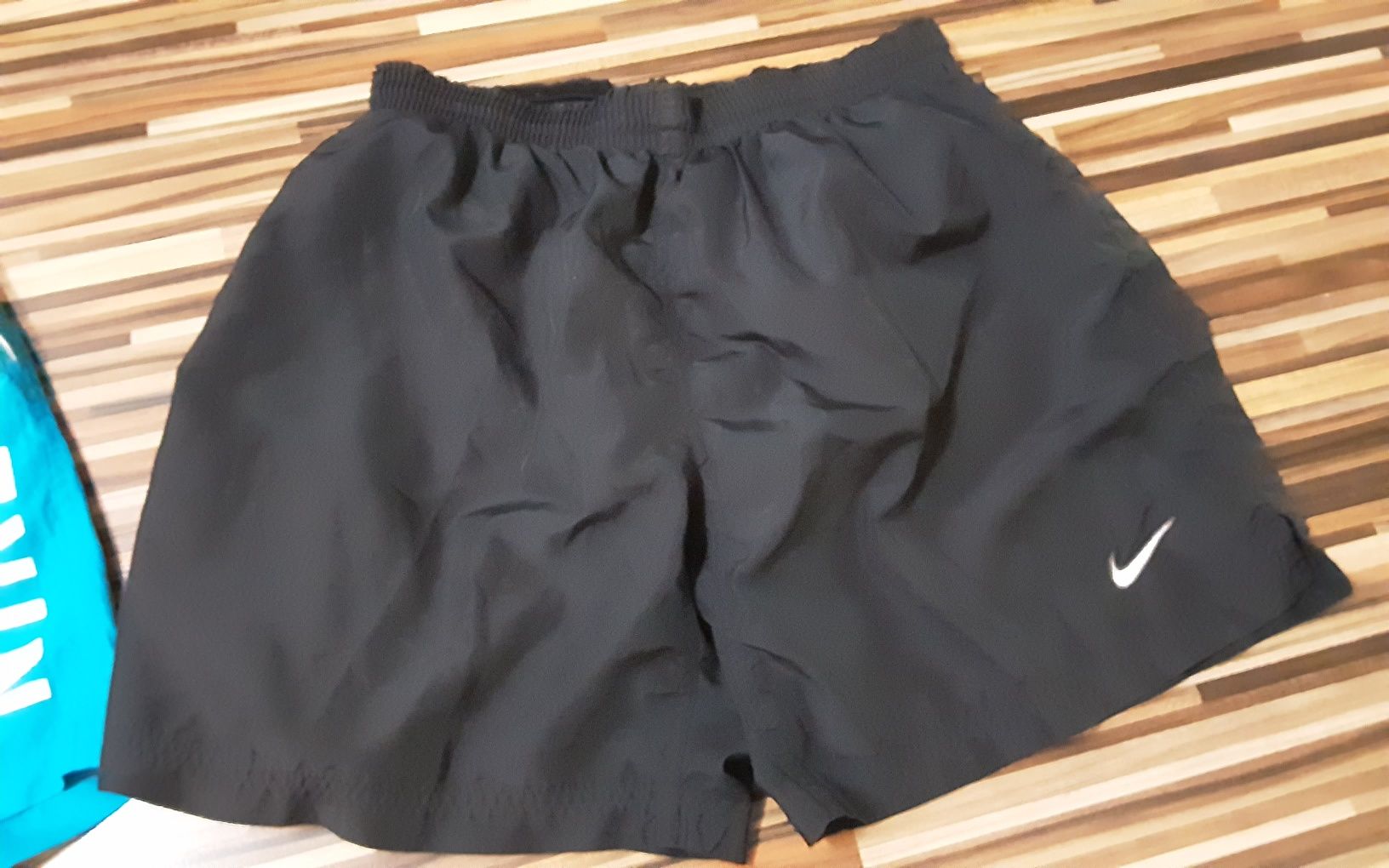 (M/L) NIKE оригинални къси панталони/ шорти