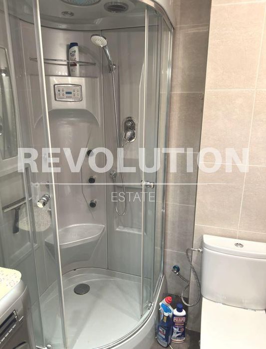 Дава се под наем Тристаен апартамент в Варна, Възраждане 1 - 86 кв.м за 750 € - Снимка #5