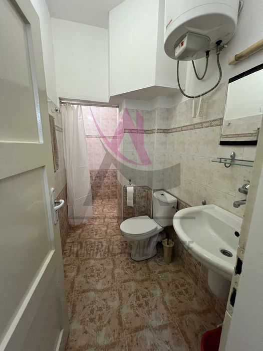 Дава се под наем Двустаен апартамент в Варна, ВИНС - 61 кв.м за 350 € - Снимка #3