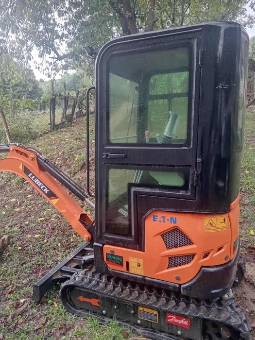 Miniexcavator 1800 kg