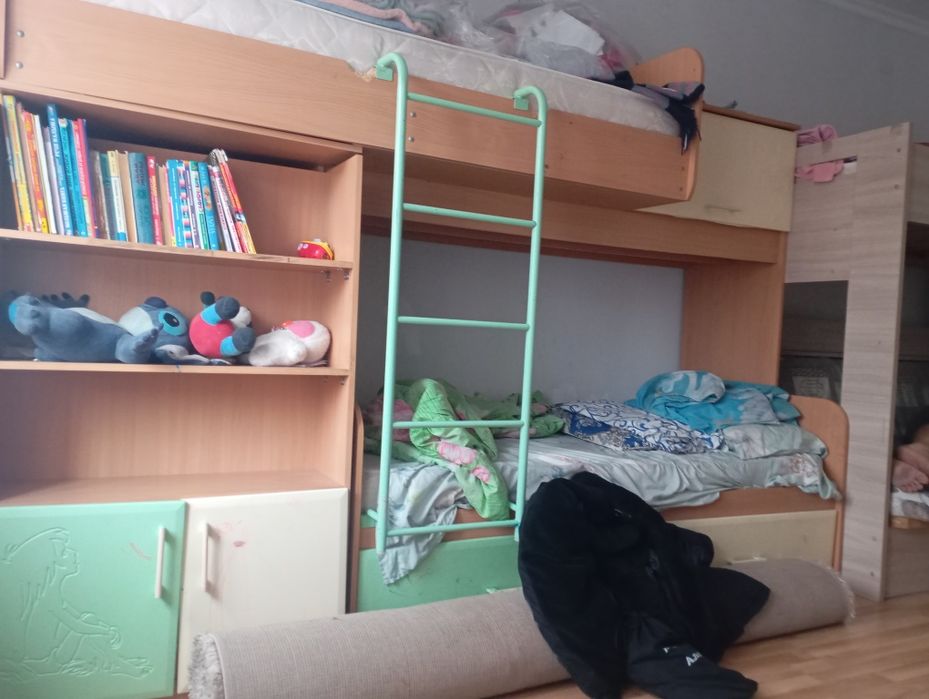 Кровать без матрасов