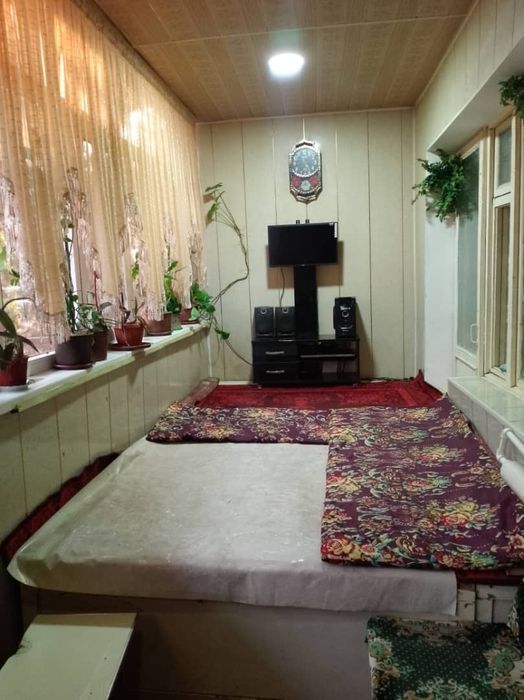 3 xonali uy sotiladi tezda yashash uchun hamma sharoitlari