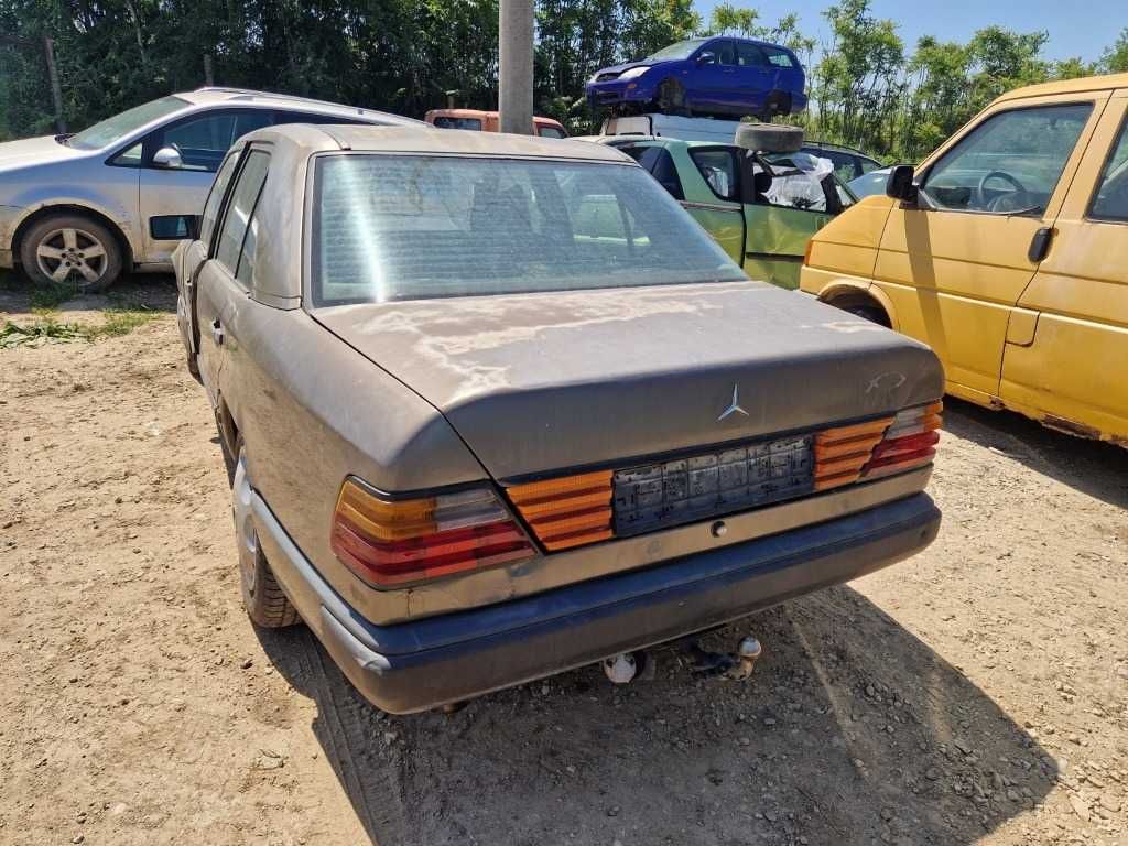 Mercedes-Benz 124 2.5 д 90кс за части