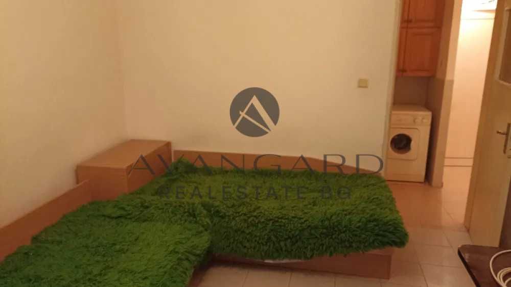 Продава се Тристаен апартамент в Пловдив, Тракия - 107 кв.м за 1573 €/кв.м - Снимка #1