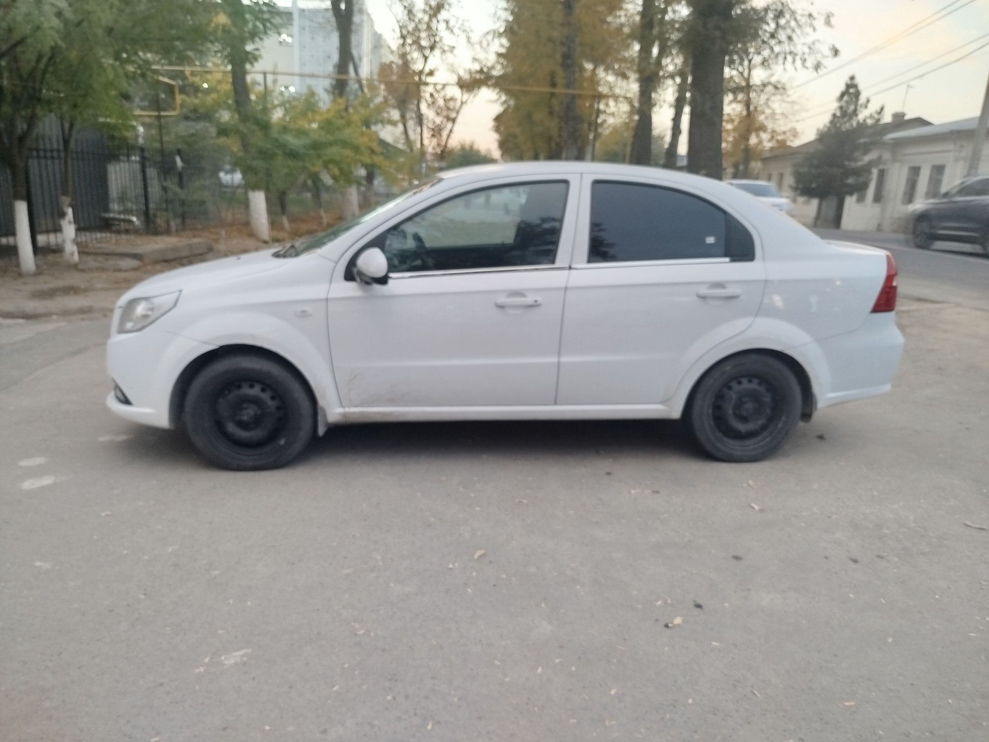 Nexiya3 sotiladi