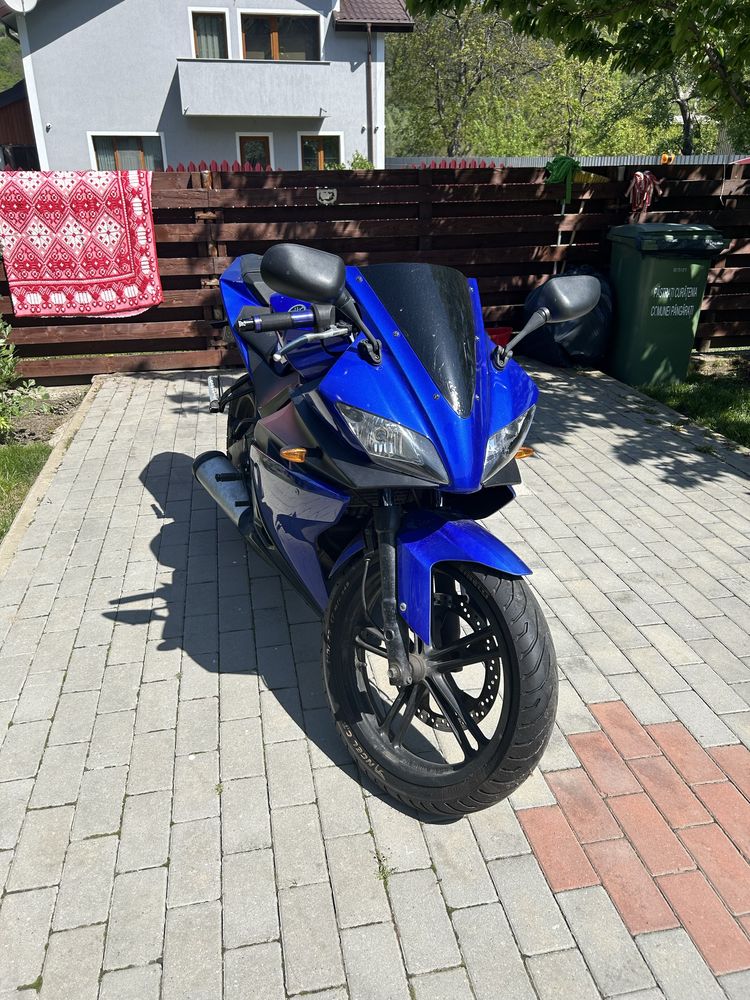 Vand Yamaha YZF-R125 A1(16 ani)