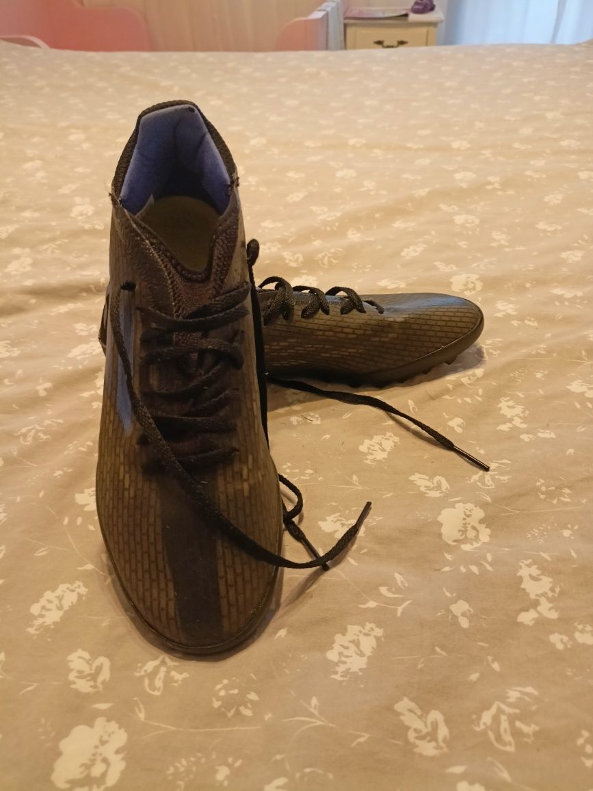 Футболни обувки Adidas X Speedflow.3