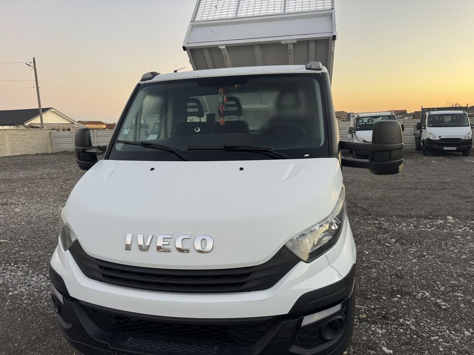 Iveco basculabil pe spate