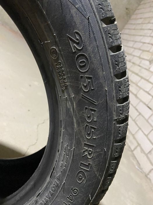 Срочно продам зимние шины