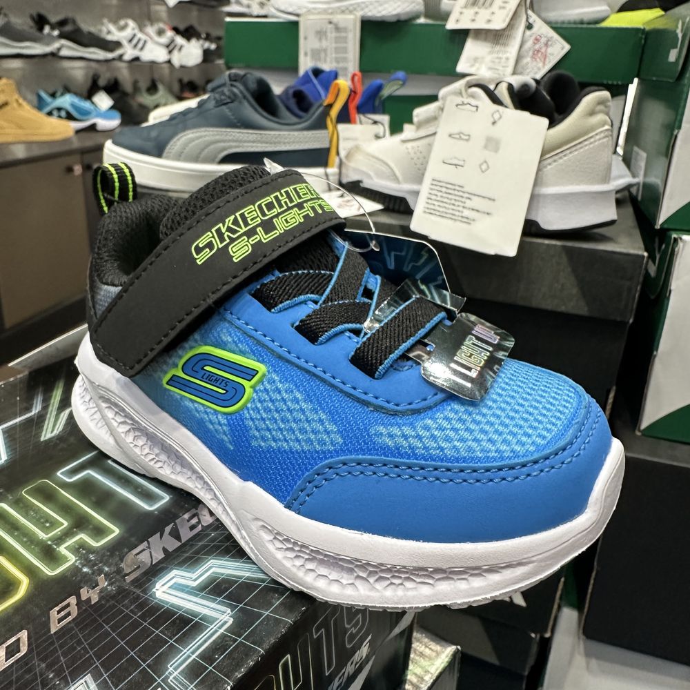 23;24;25;26 Skechers light Meteor | Светещи маратонки