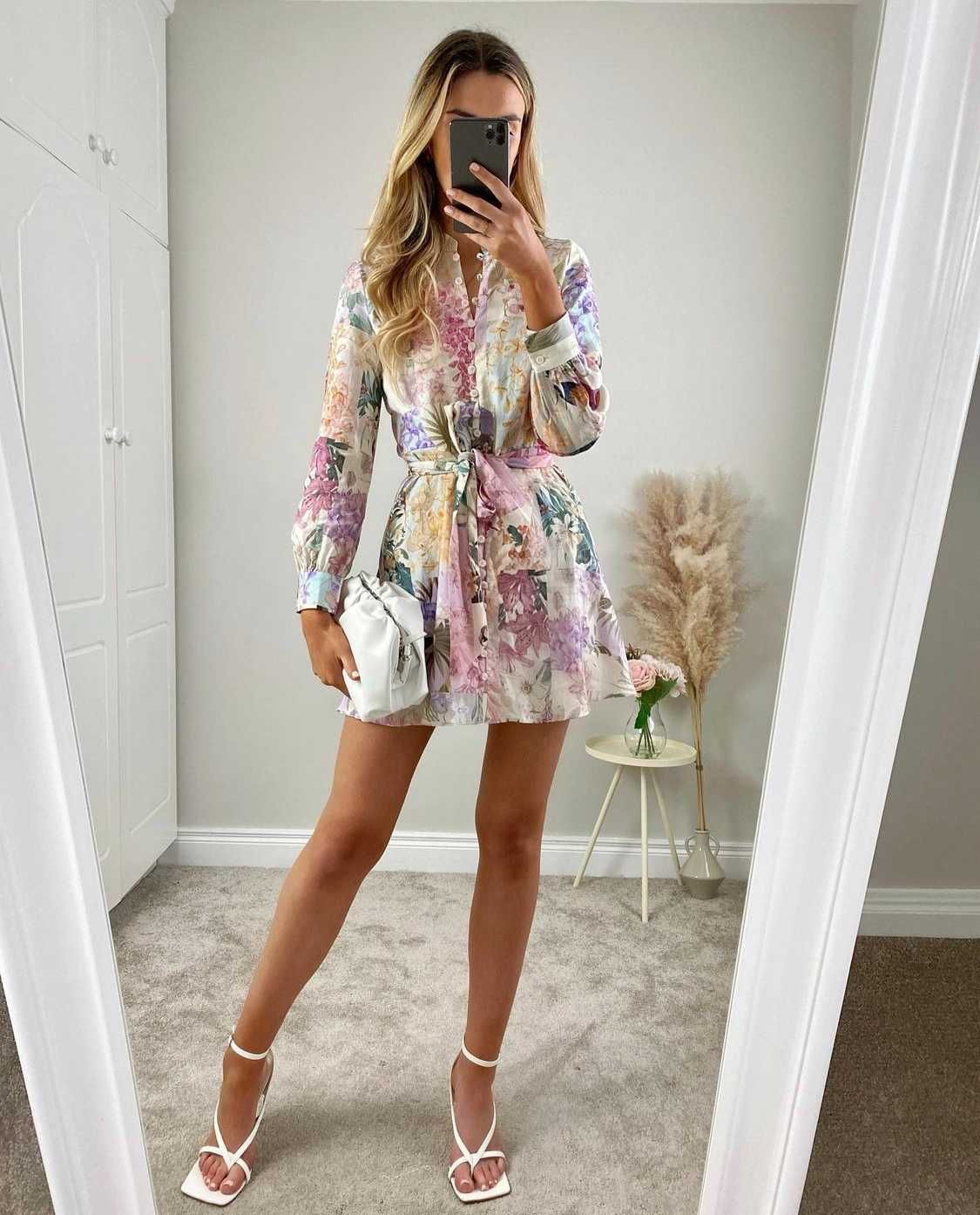 Zara къса ленена рокля с флорални мотиви и коланче