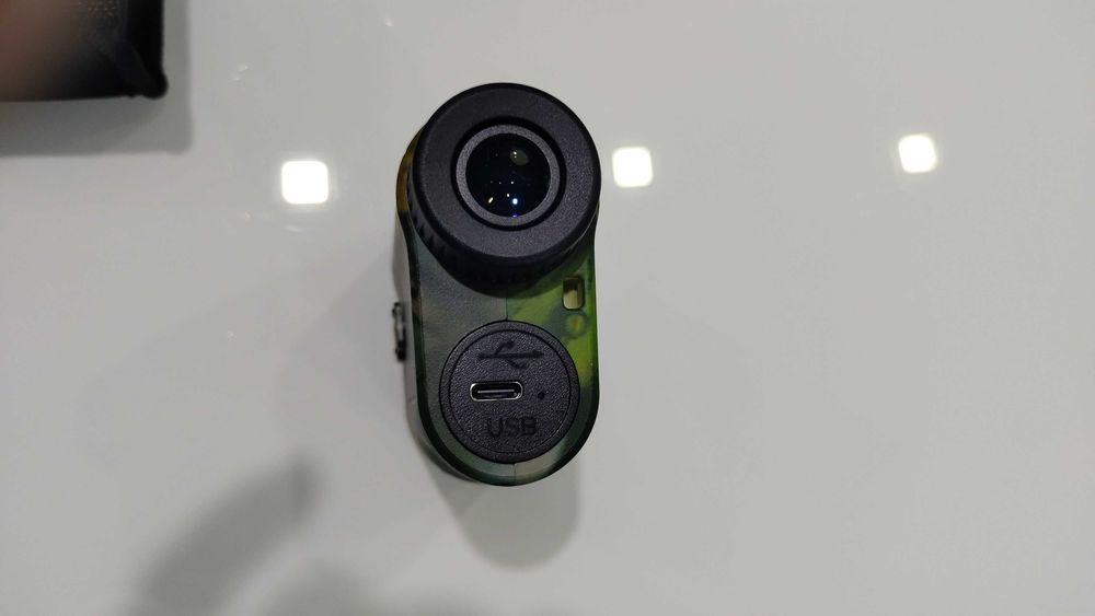 Лазерен далекомер,ролетка до 1000м,за лов,геодезия и голф