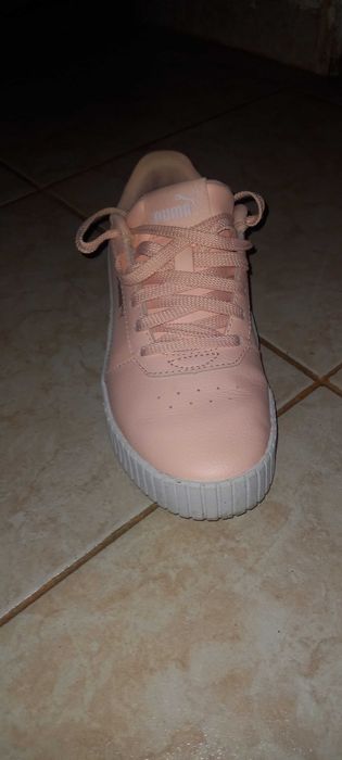Adidasi Puma culoare roz