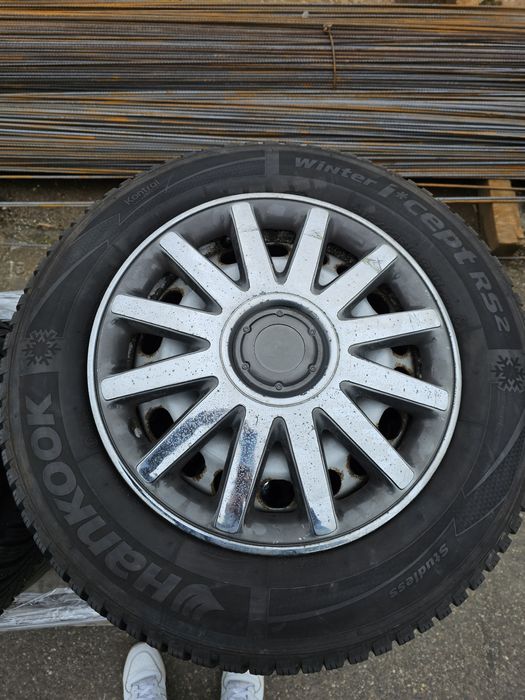 Jante cu anvelope iarna 215/65 R16