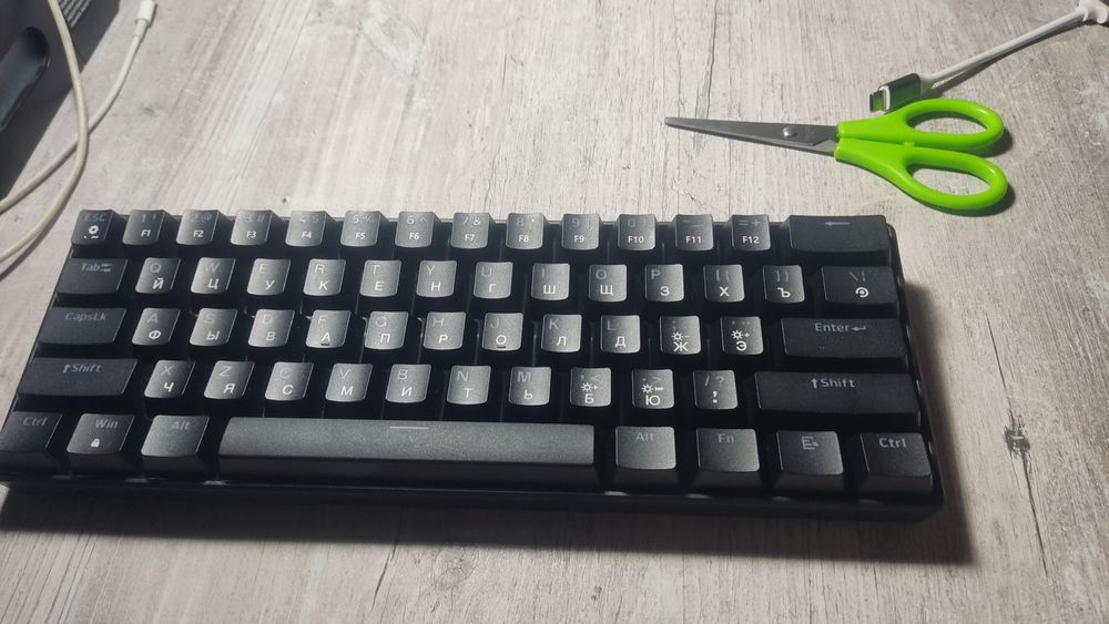 Клавиатура Xtreon60