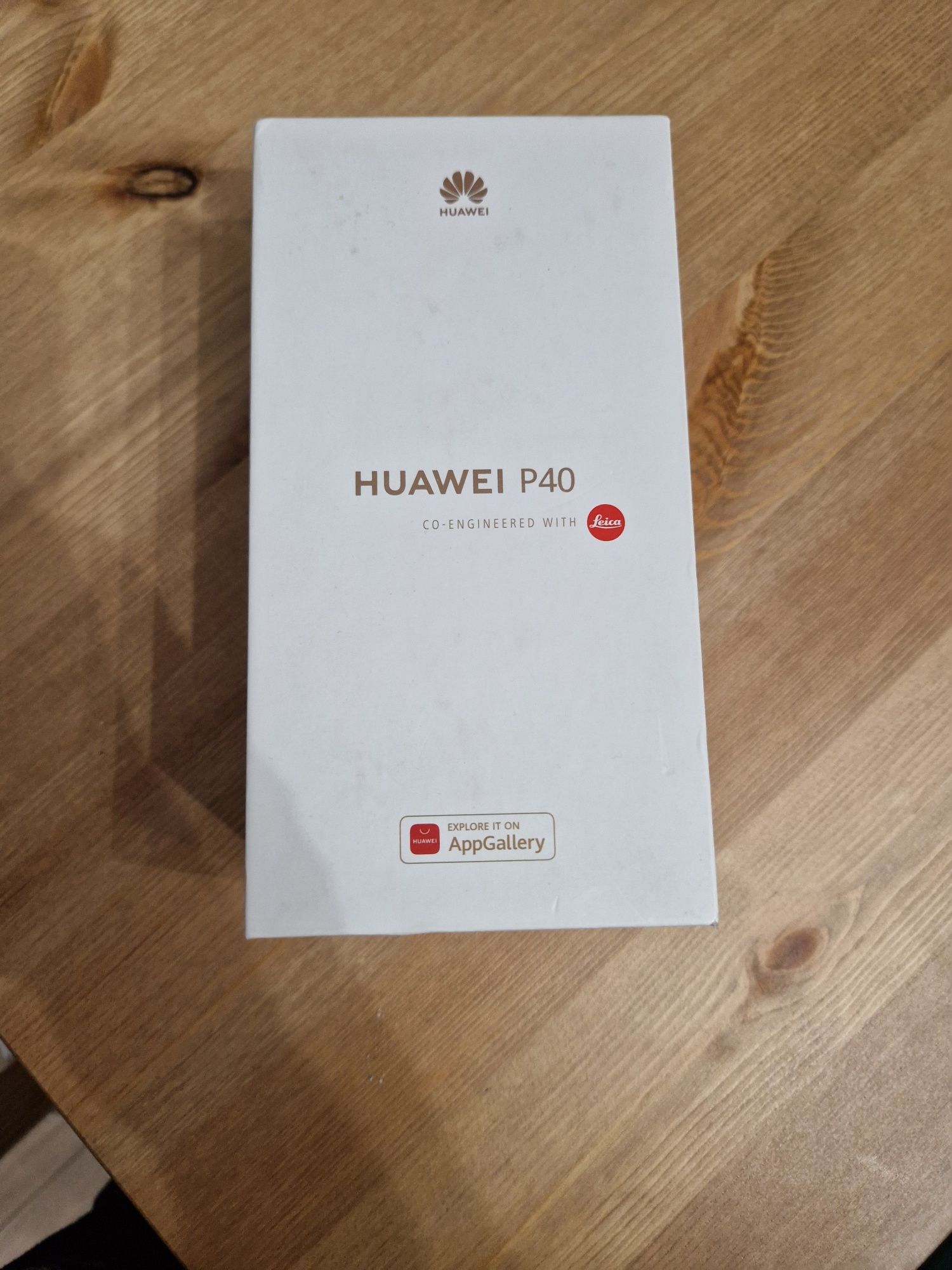 Оригинален кейс за huawei p40 и кутия оригинална