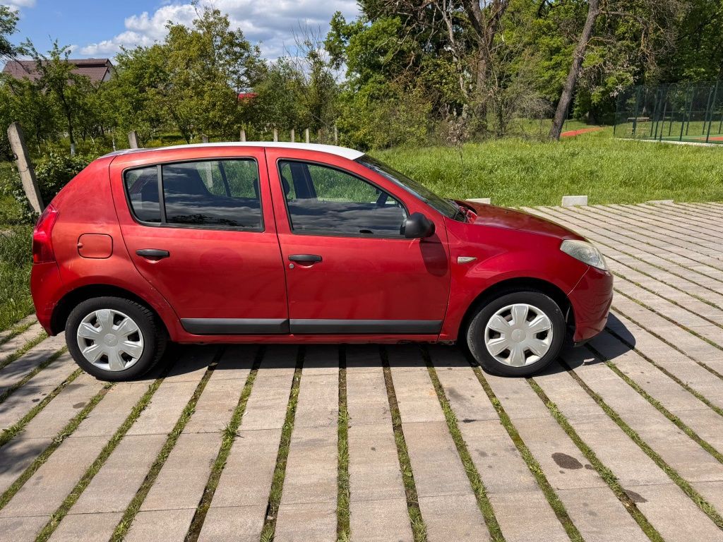 Dacia Sandero 2009