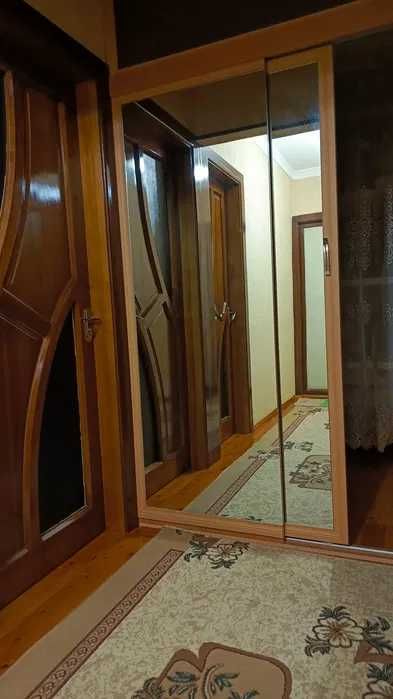3 хонали квартира 2 каватда сотилади ремонти яхши Динамо