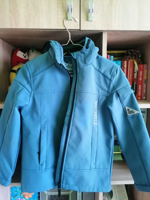 Vând Geaca copii Northhville mărimea 140 9-10 ani