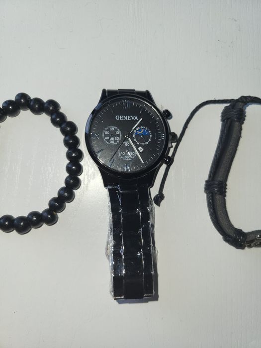 ТОП Оферта! Черен мъжки часовник с аксесоари.