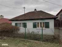 Casa de vanzare cu 1800 mp teren
