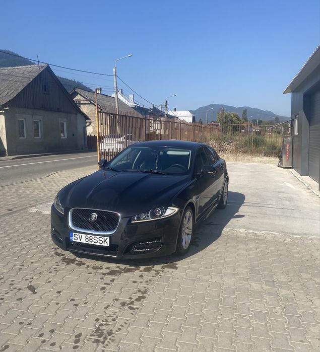 Jaguar XF 2012 luxury