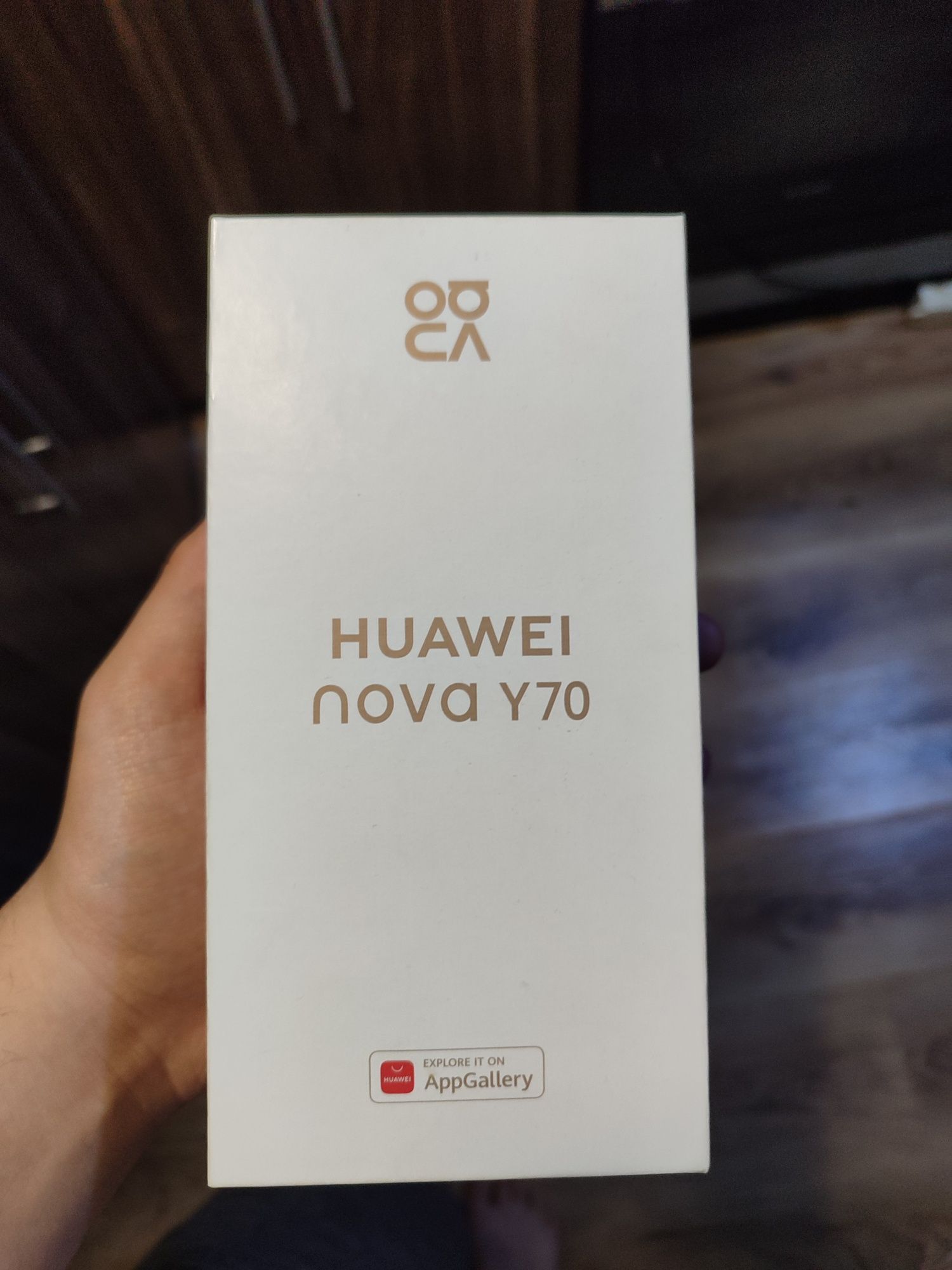 HUAWEI  nova Y70