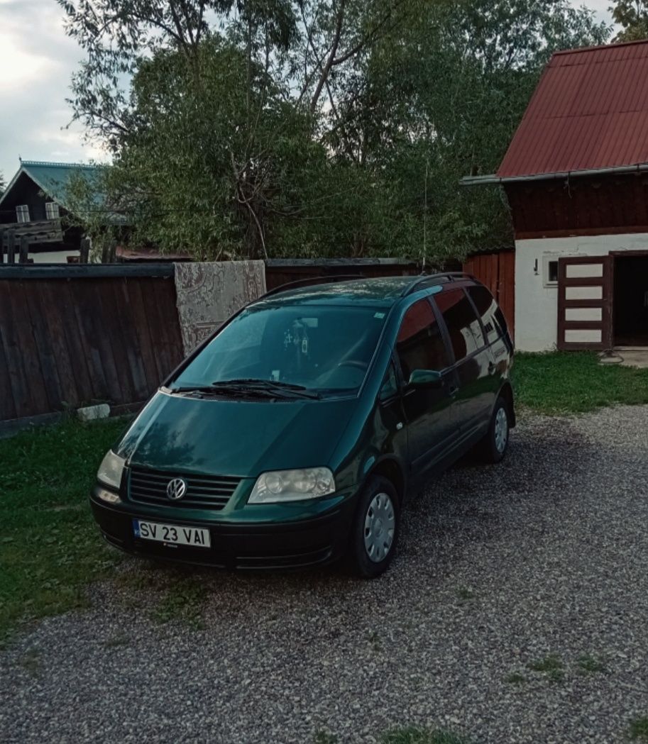 Vând Sharan 1.9 DTI. 116