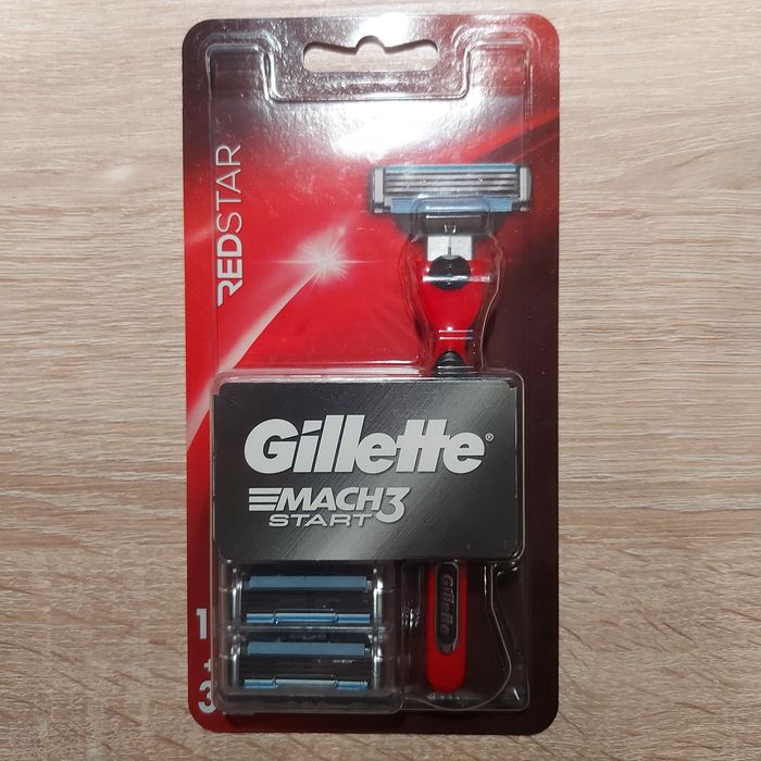 Vând aparat de bărbierit Gillette mach3 start red