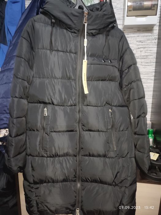 Продам куртки женские