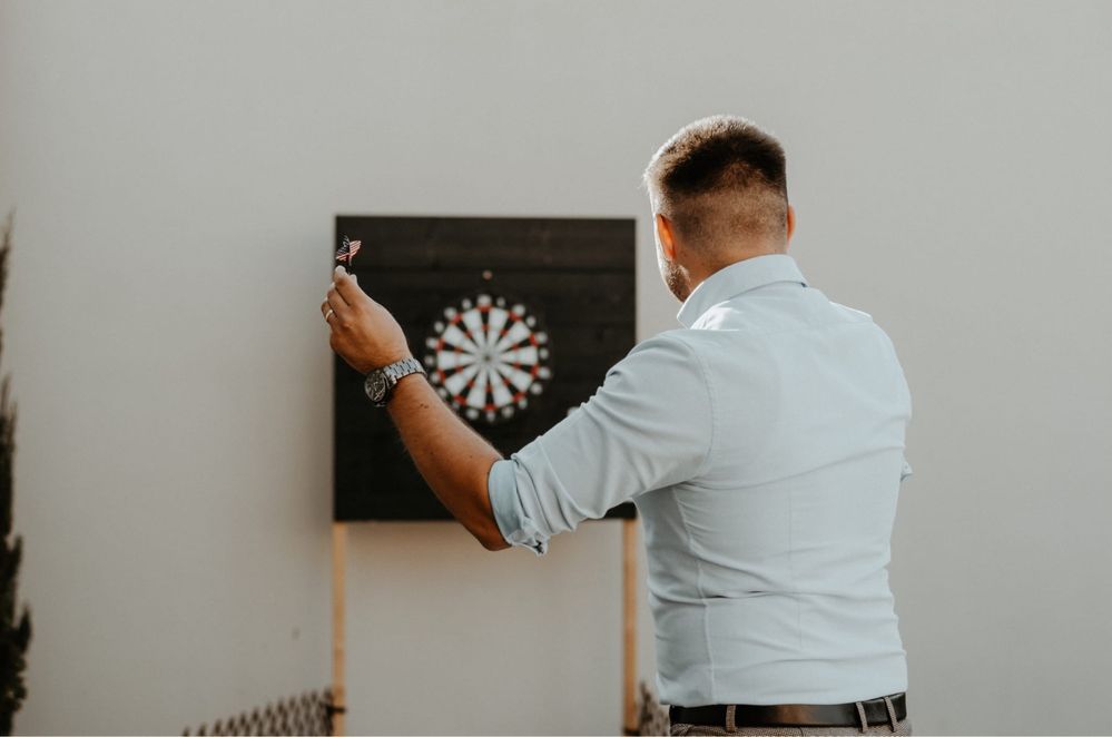 Darts / tinta  de inchiriat pentru nunti / nunta / petreceri