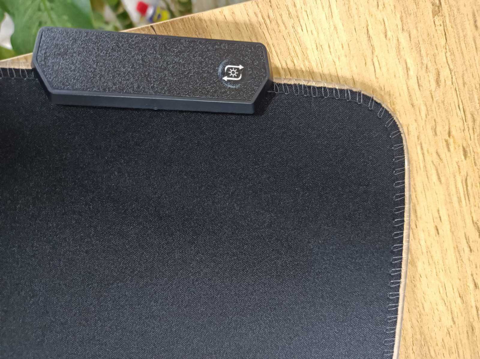 LED Light Mouse Pad голям пад подложка за мишка с различни цветове