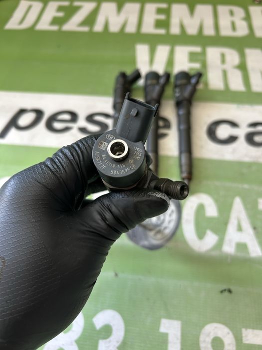 Injectoare Mercedes C class , W203 2.2 cdi 2005